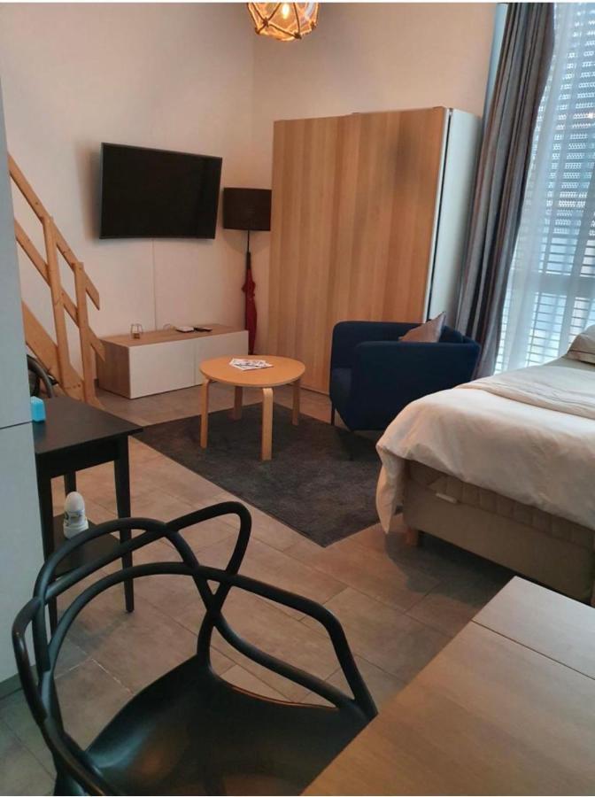 Modern Studio With Mezzanine Le Mont-Sur-Lausanne Екстериор снимка